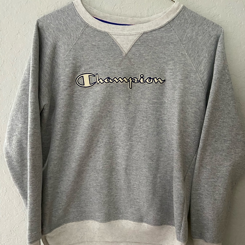 sweatshirt